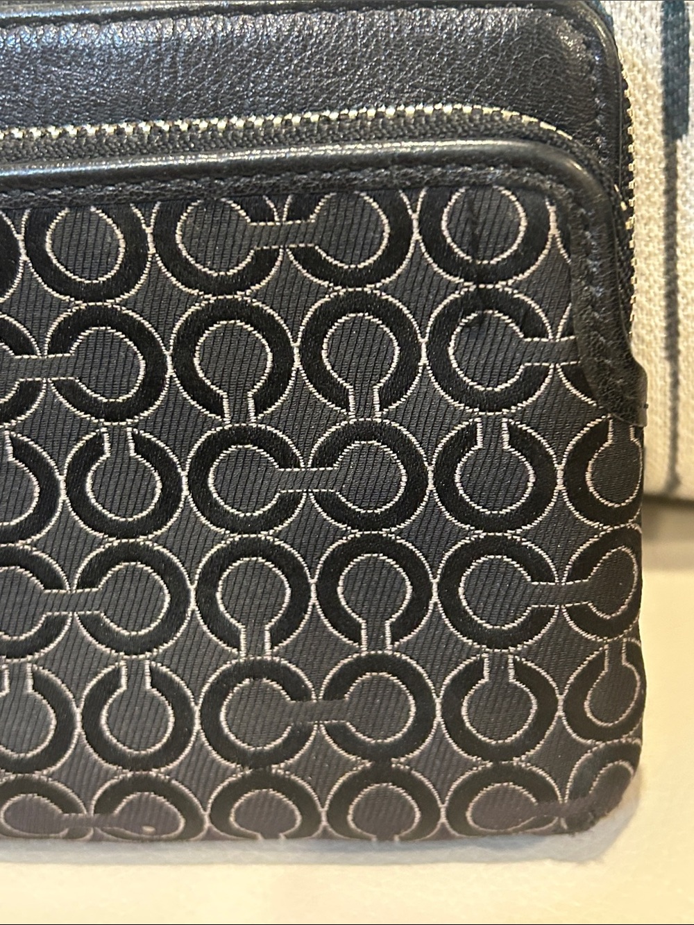 Coach Black Signature Double Zip C Wristlet with Silver Logo - Picture 3 of 12
